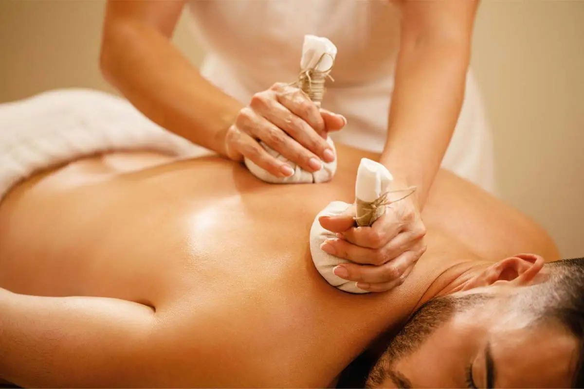 panchakarma kizhi therapy